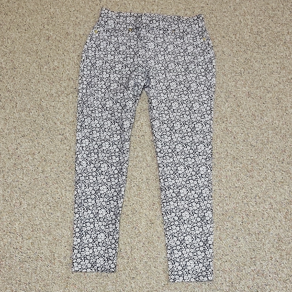Michael Michael Kors women's Black and White Floral Pull-On Pants Sz Medium
